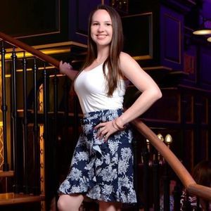 Meet your Posher, Ashley